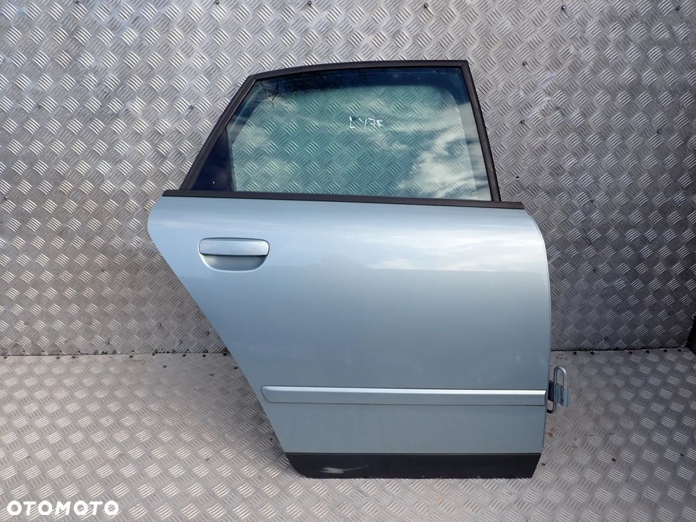 DRZWI PRAWY TYL AUDI A4 B6 LY7R RADOM - 1