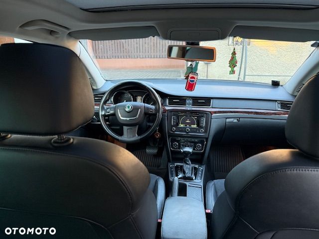 Skoda Superb 3.6 FSI 4x4 Elegance DSG - 19