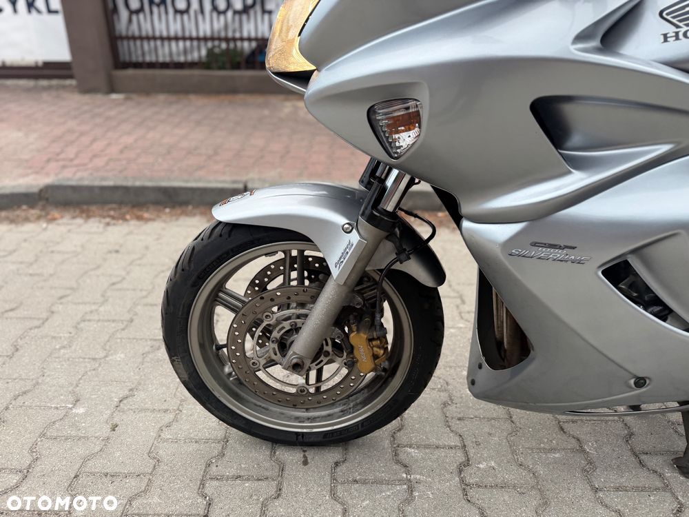 Honda CBF - 17