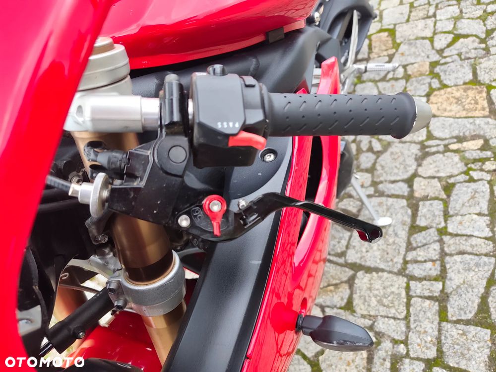 Triumph Daytona - 16