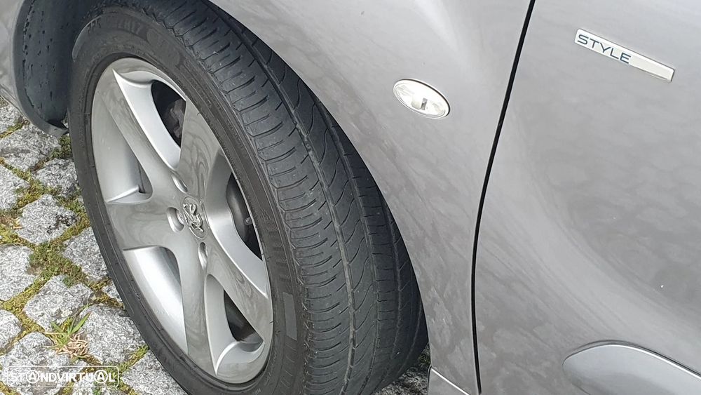 Peugeot Partner 1.6 BlueHDi Style - 16