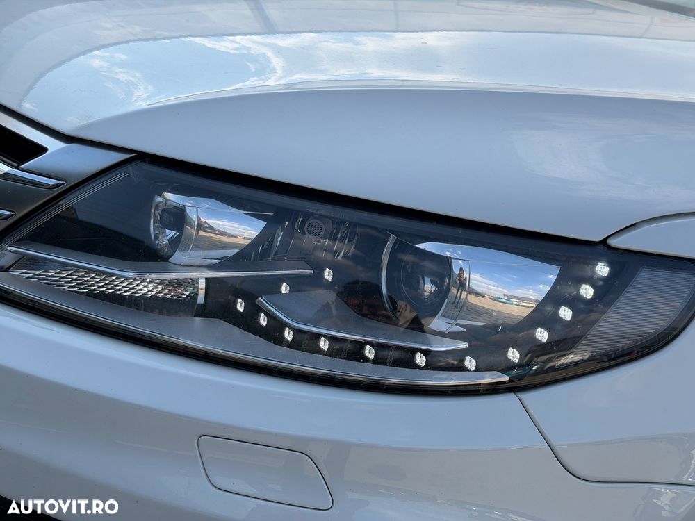 Volkswagen Passat CC 2.0 TSI DSG Individual - 31