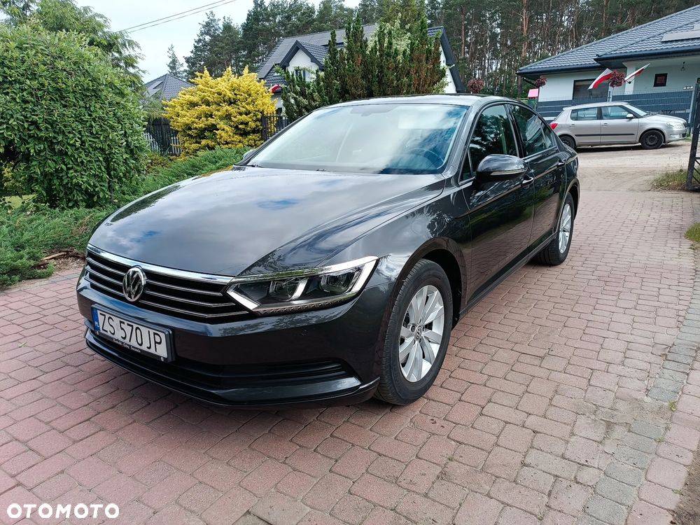 Volkswagen Passat 1.4 TSI BMT Trendline - 2