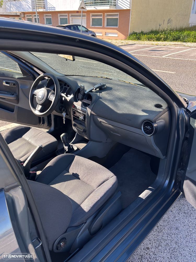 SEAT Ibiza 1.2 12V Reference - 11