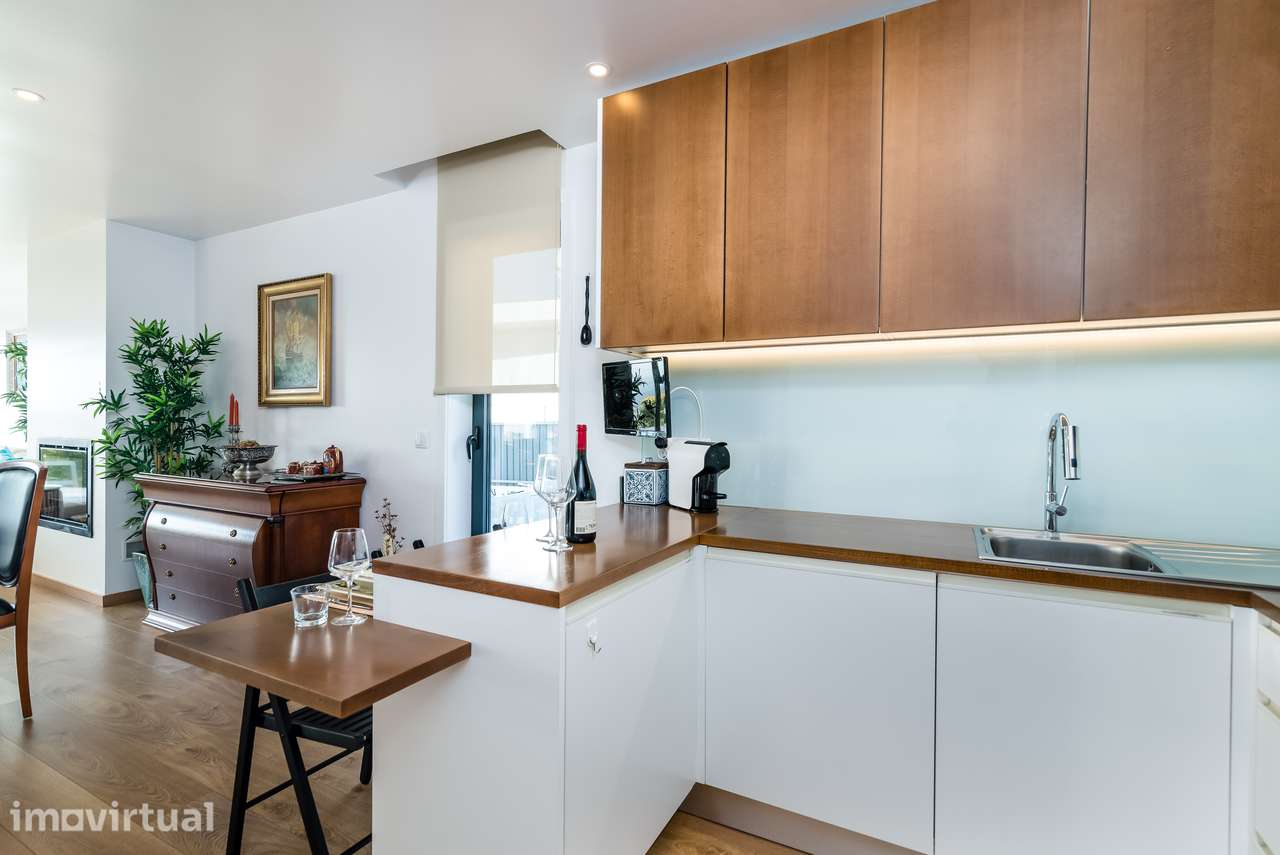 Moradia T3 + 2, isolada com piscina e jacuzzi em Sesimbra - Grande imagem: 4/60
