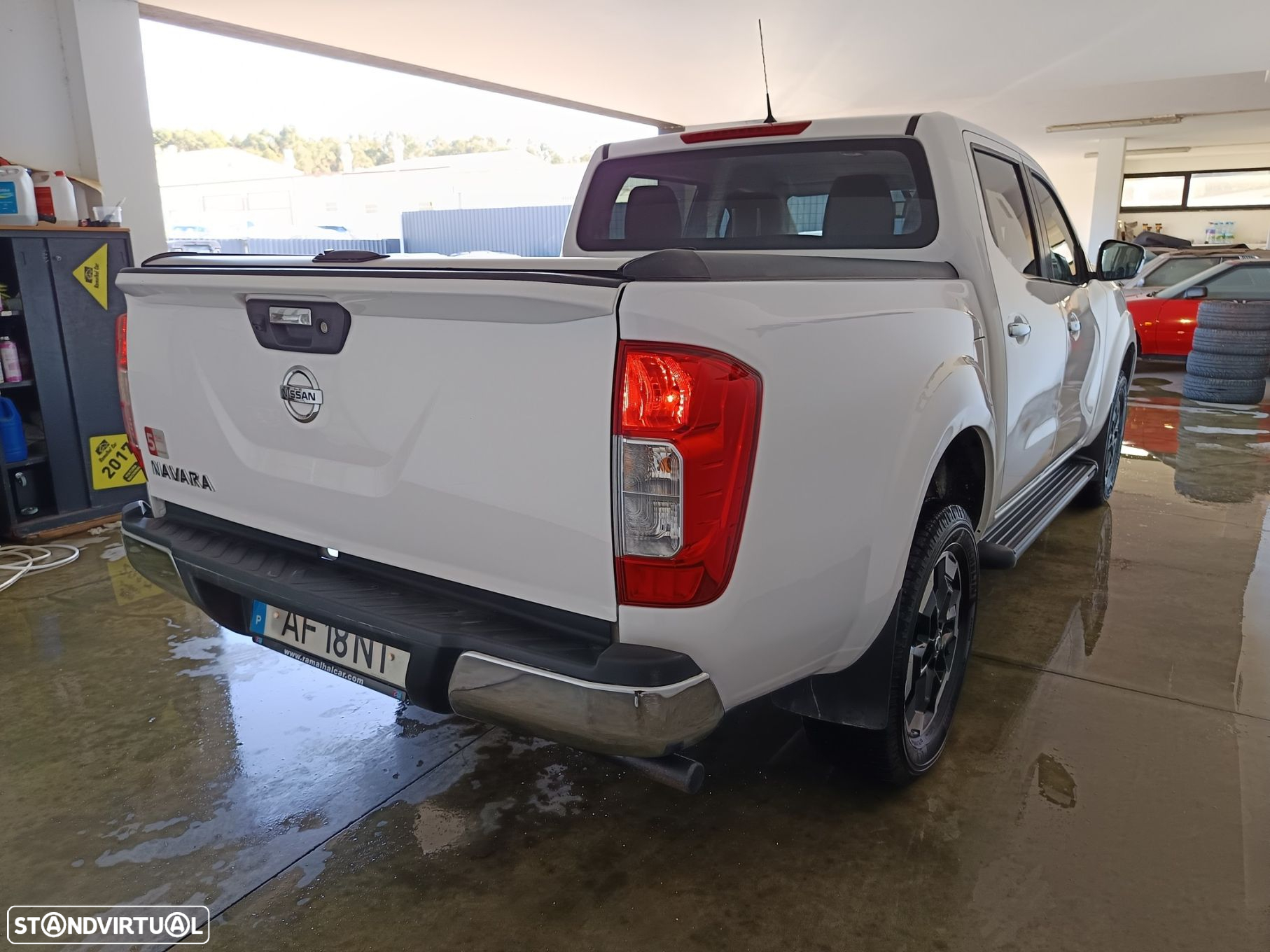 Nissan Navara 2.3 dCi CD 4WD N-Connecta - 8