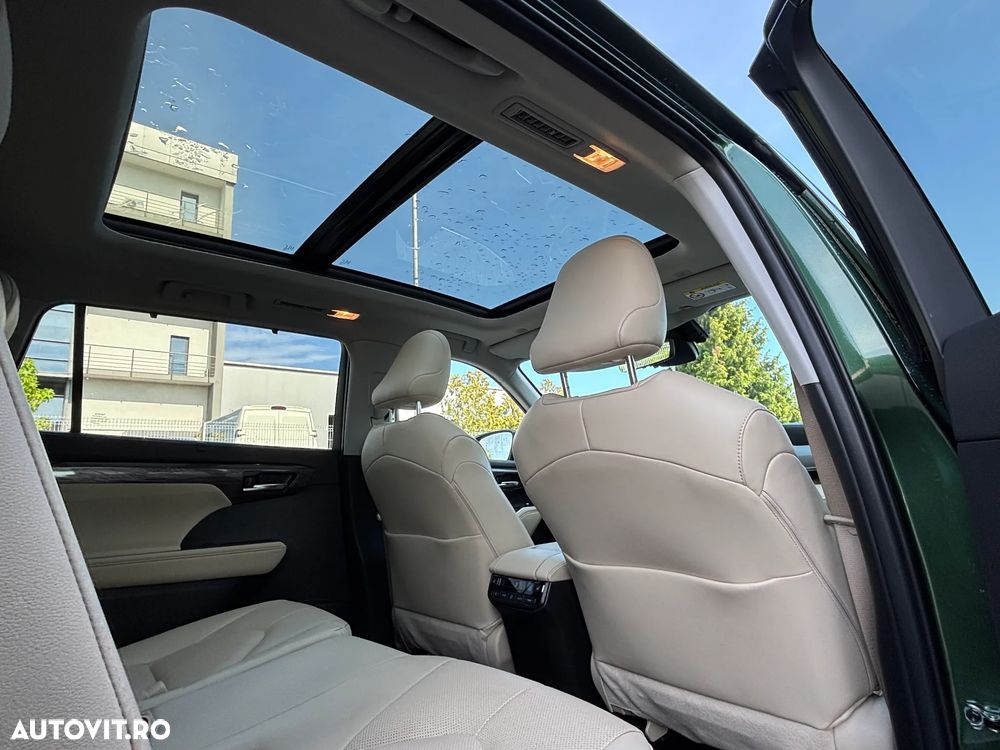 Toyota Highlander 2.5 L Dynamic Force 248CP Luxury Metallic - 29