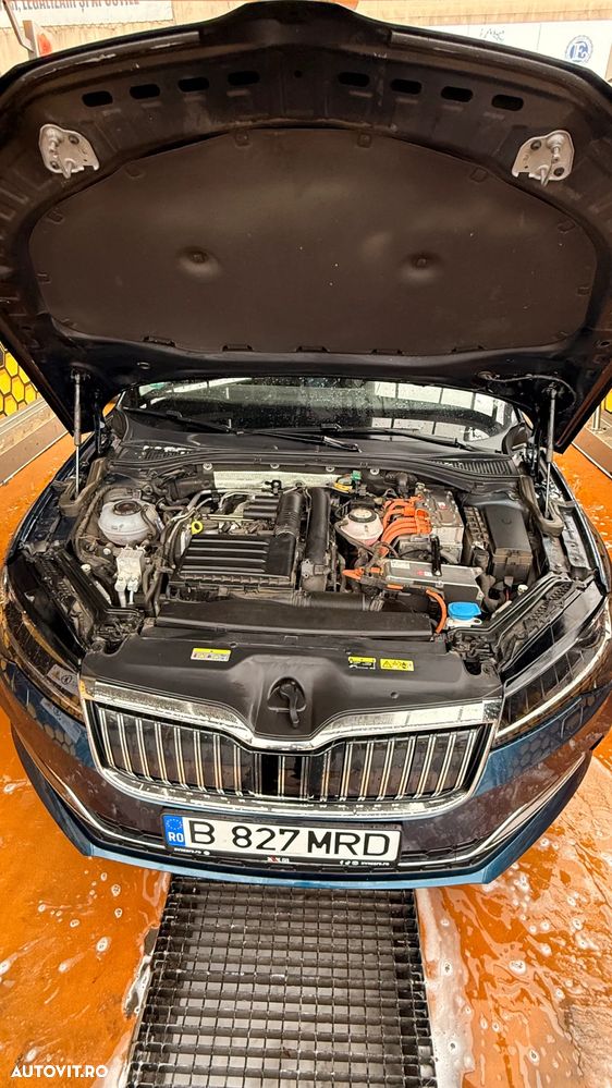 Skoda Superb Combi 1.4 TSI iV DSG L&K - 11