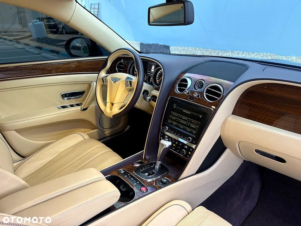 Bentley Flying Spur - 11