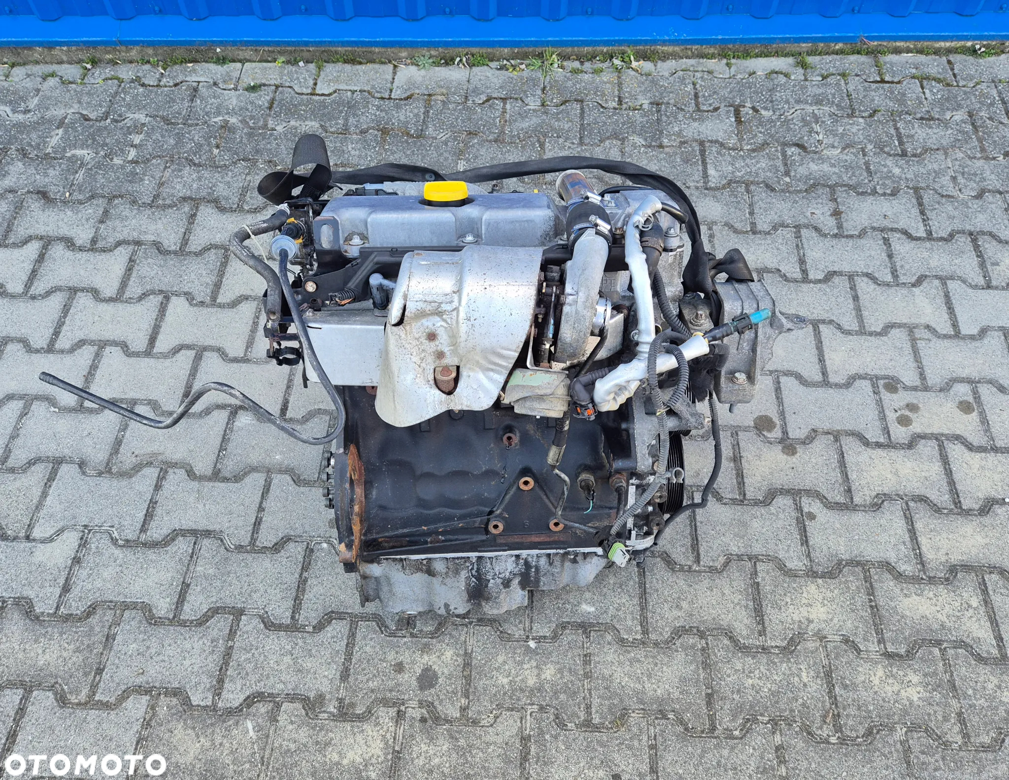 KOMPLETNY SILNIK 2.2 DTI OPEL VECTRA C/ OPEL SIGNUM / ZAFIRA A - 2