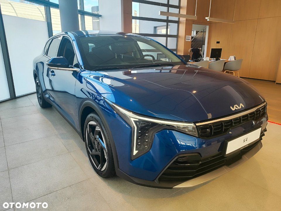 Kia K4 - 1