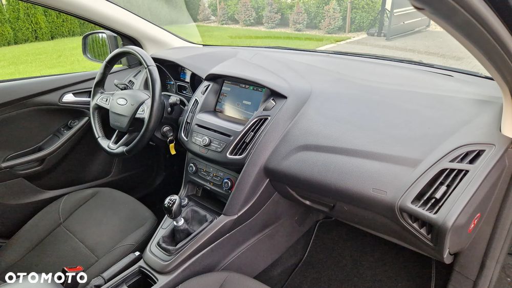 Ford Focus Turnier 1.6 TDCi DPF Titanium - 13