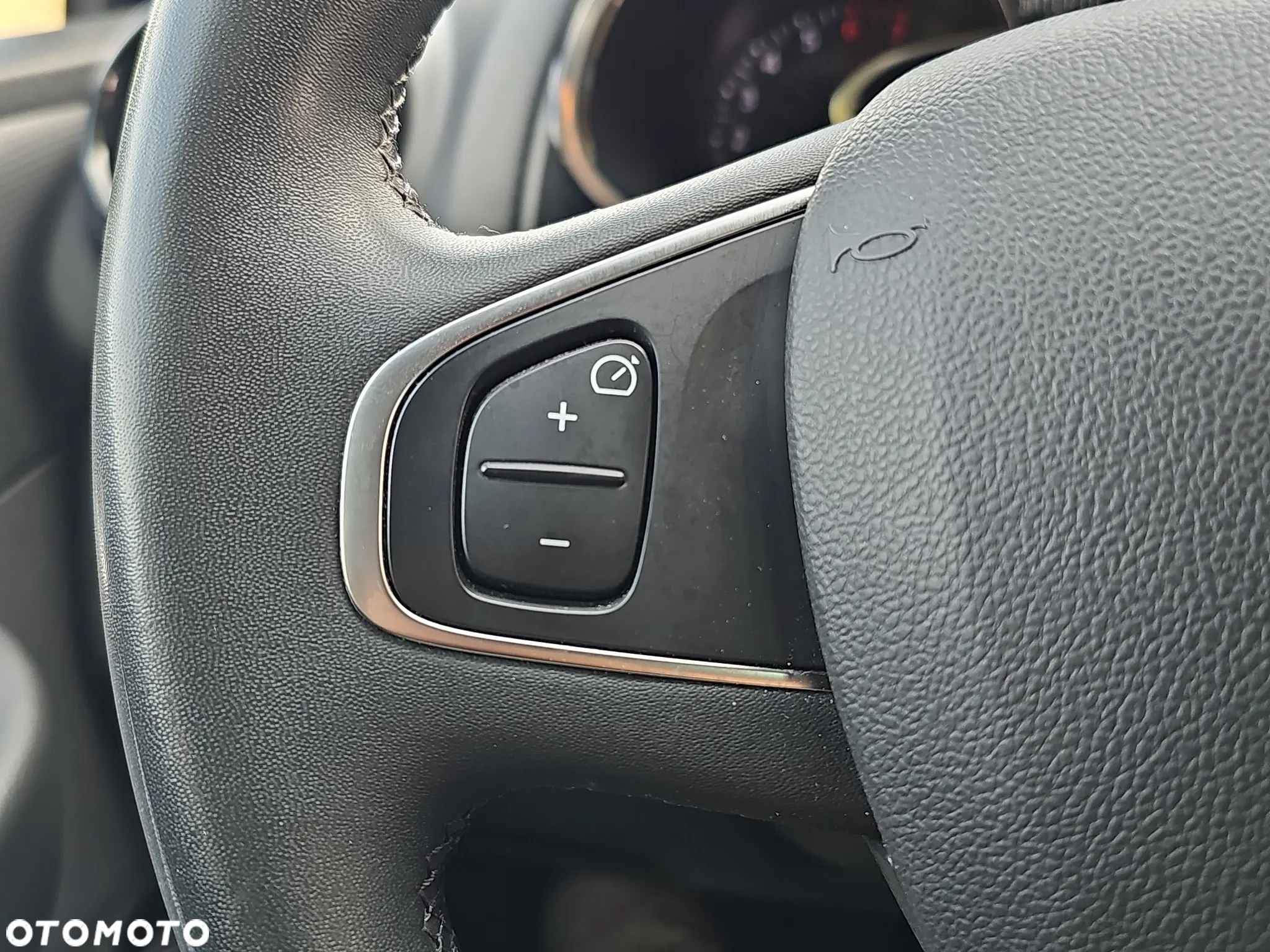 Renault Clio 1.2 16V Limited 2018 - 16