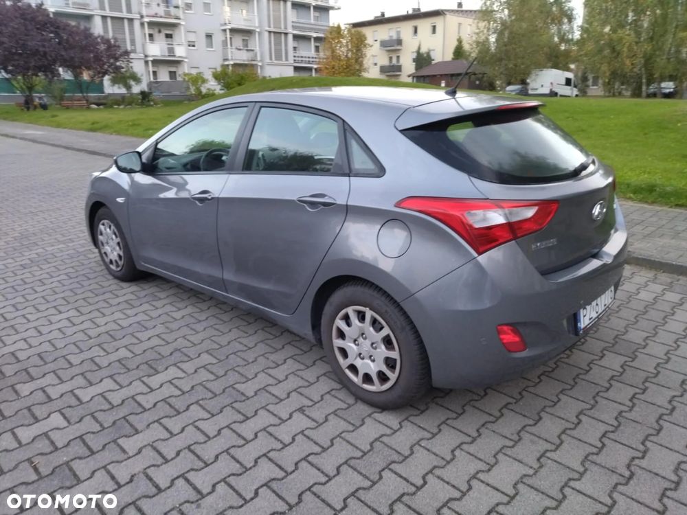 Hyundai i30 1.4 Classic - 4