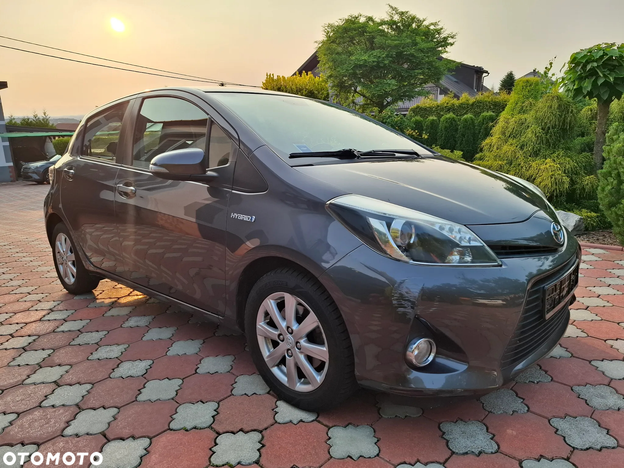 Toyota Yaris Hybrid 1.5 VVT-i Comfort - 3