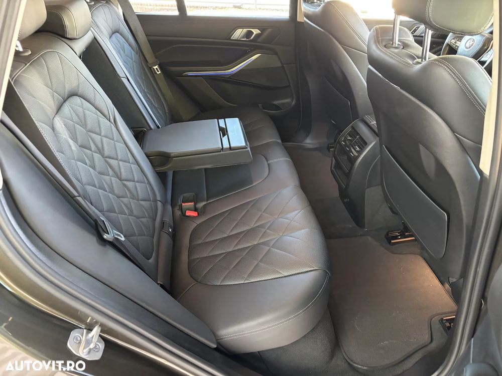 BMW X5 xDrive30d xLine - 39