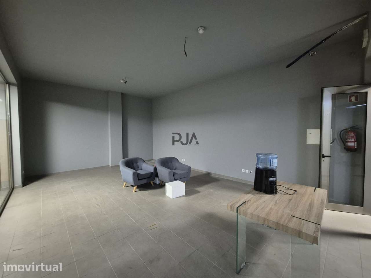 Loja comercial para venda em Viseu - Grande imagem: 3/4