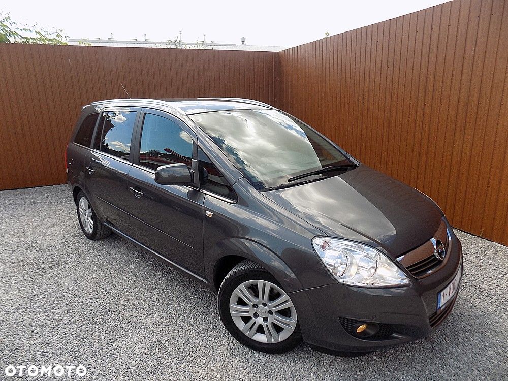 Opel Zafira 1.7 CDTI Cosmo EU5 - 1