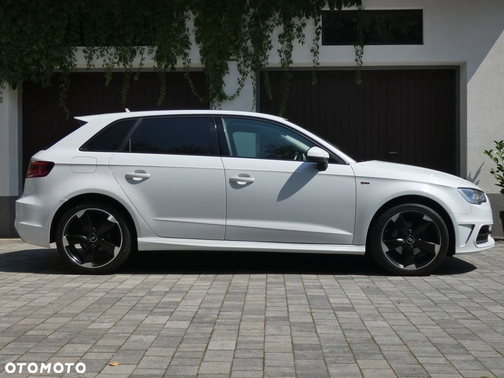 Audi A3 Sportback 1.6 TDI (clean diesel) S line Sportpaket - 3
