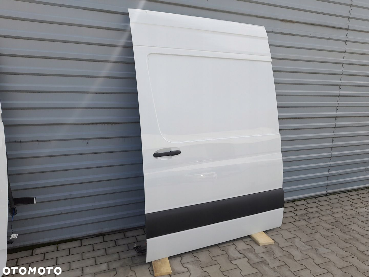 DRZWI LEWE BOCZNE PRZESUWNE MERCEDES SPRINTER 907 23R - 2