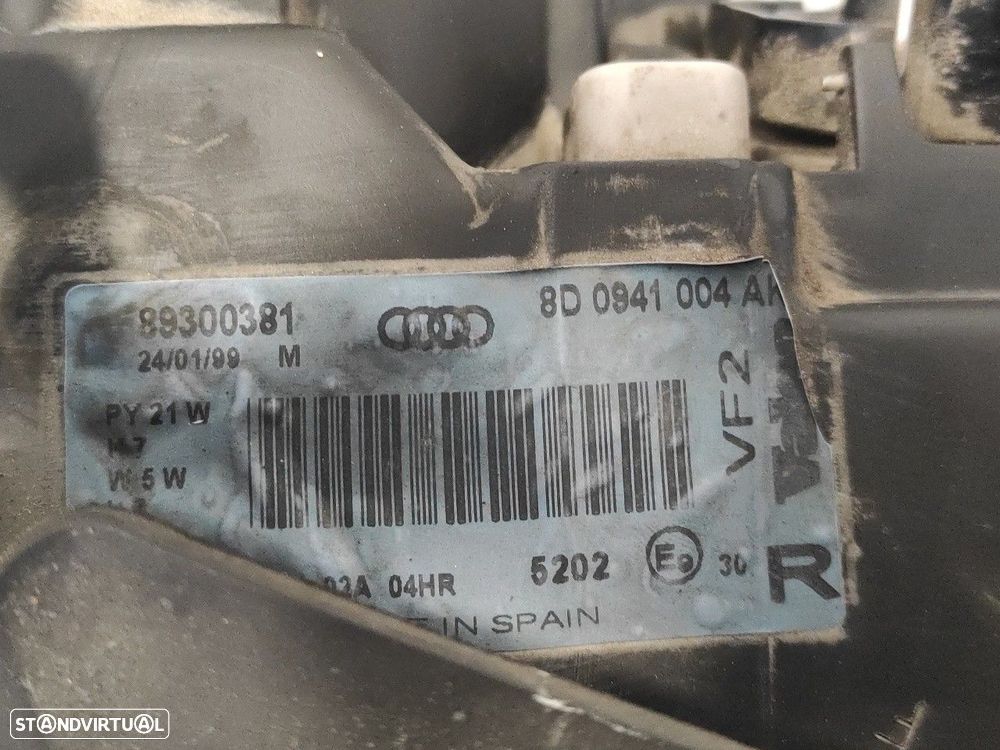 FAROL DIREITO AUDI A4 1999 - 1