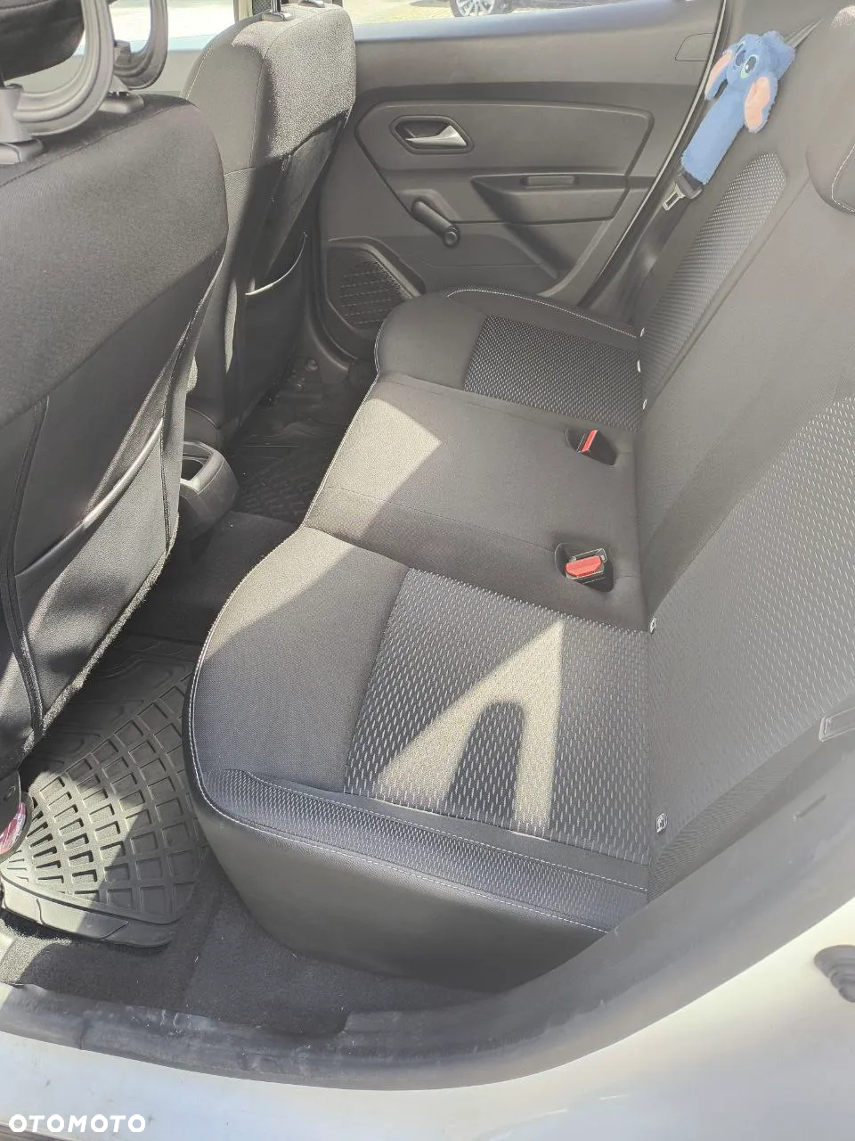 Dacia Duster 1.6 SCe Comfort - 11