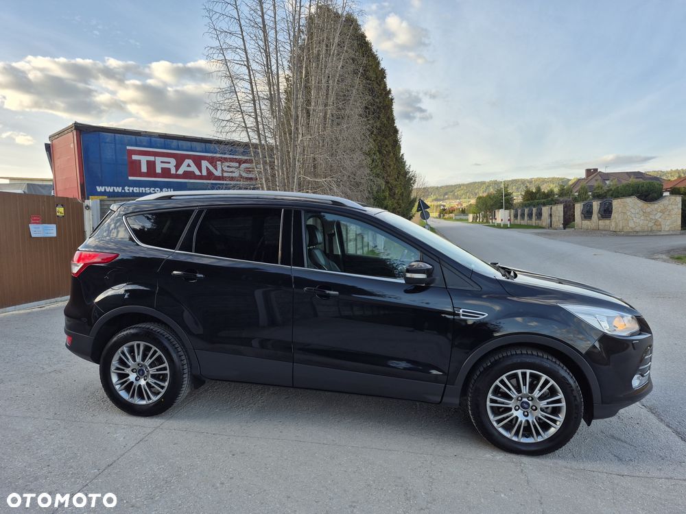 Ford Kuga 2.0 TDCi 2x4 Titanium - 29