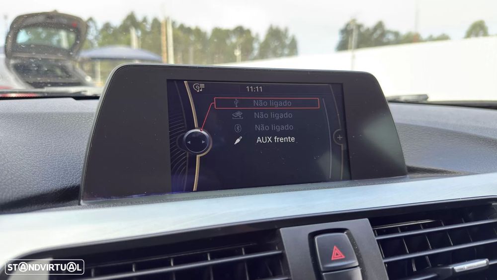 BMW 320 d Sport-Aut. Efficient Dynamics Edition Sport Line - 39