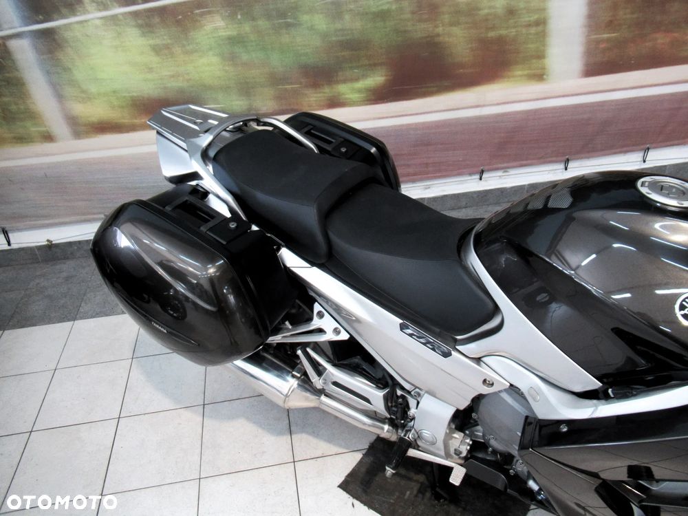 Yamaha FJR - 18