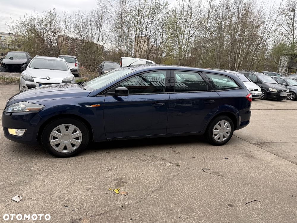 Ford Mondeo 2.0 TDCi Ghia - 11