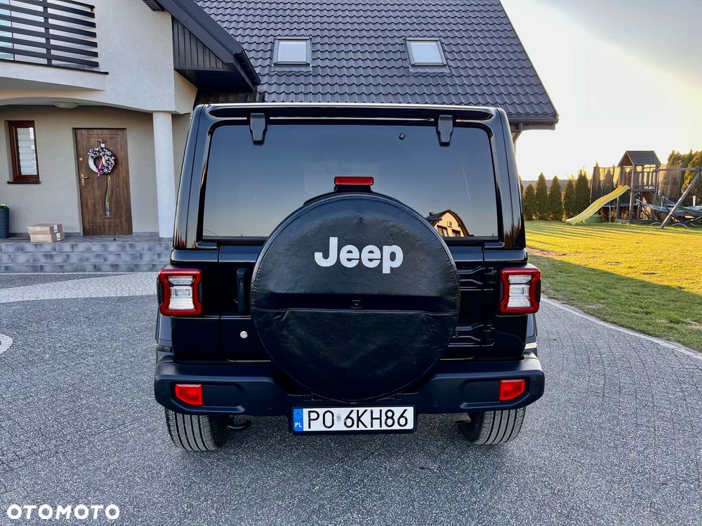 Jeep Wrangler Unlimited GME 2.0 Turbo Sahara - 26