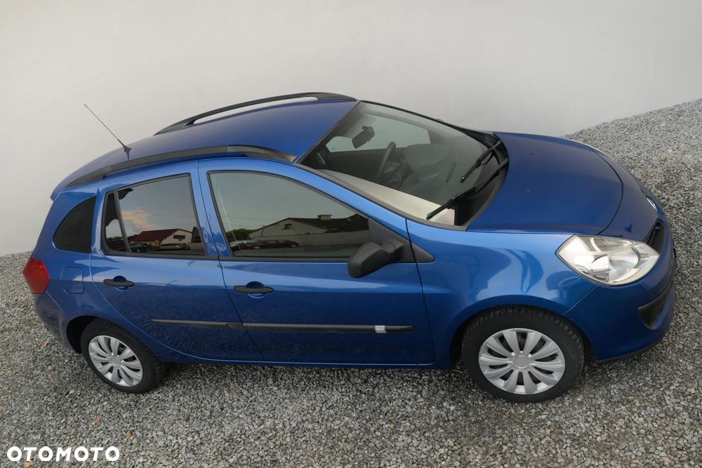 Renault Clio 1.2 16V Confort Privilege - 21