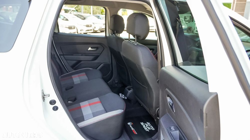 Dacia Duster 1.6 SCe Prestige jante 17" - 31