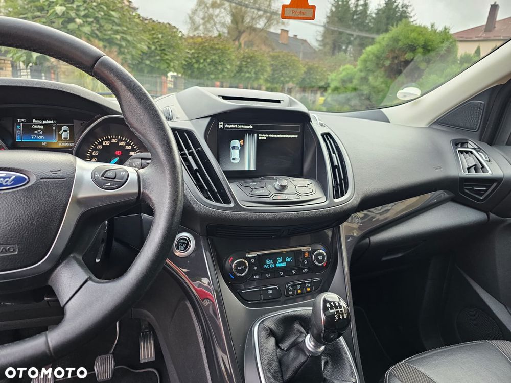 Ford Kuga 2.0 TDCi 4x4 Titanium - 36