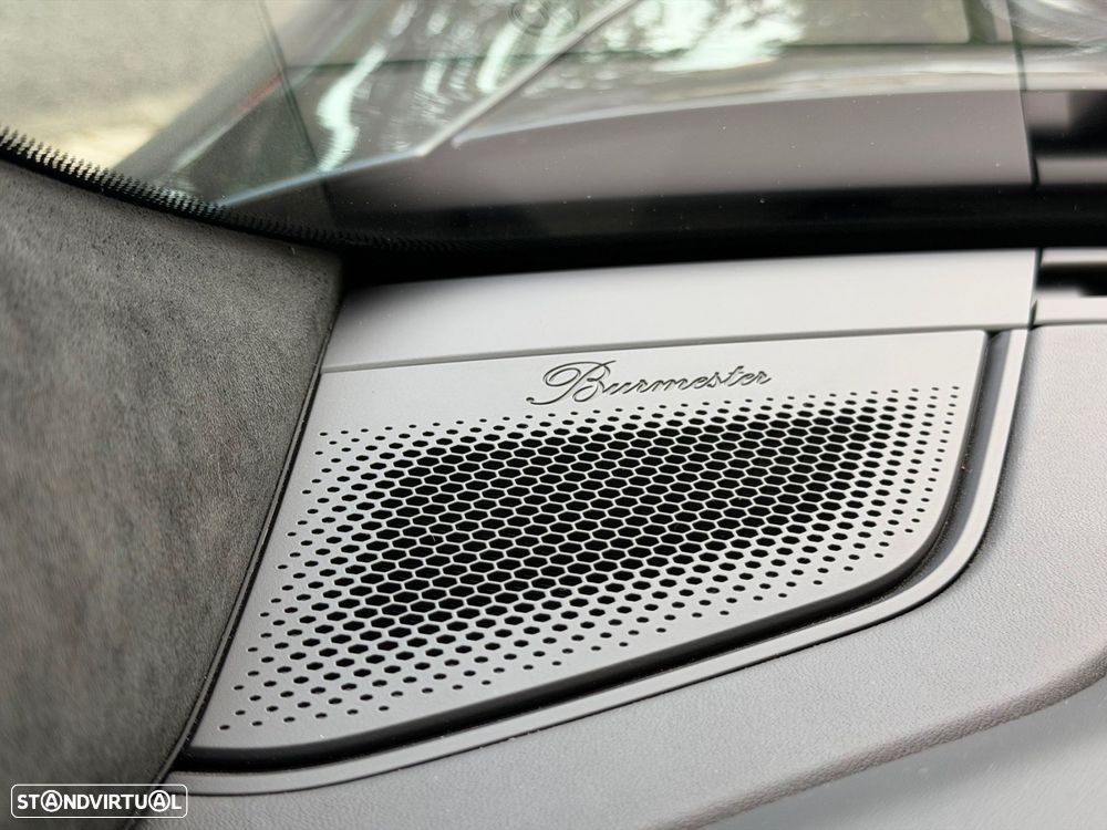 Porsche Taycan Cross Turismo Turbo - 35