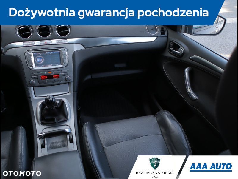 Ford S-Max - 9
