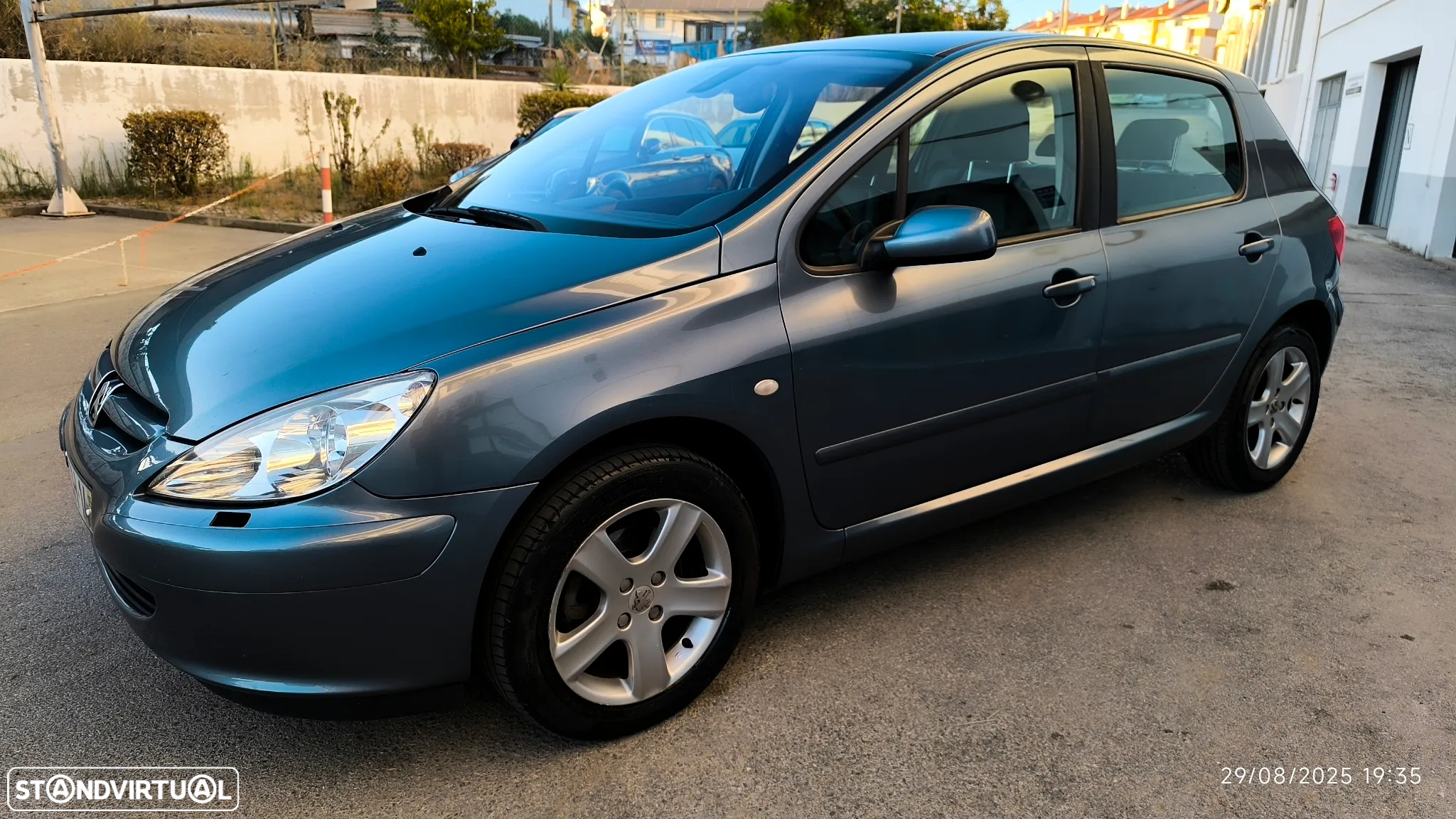 Peugeot 307 1.6 HDi Premium - 23