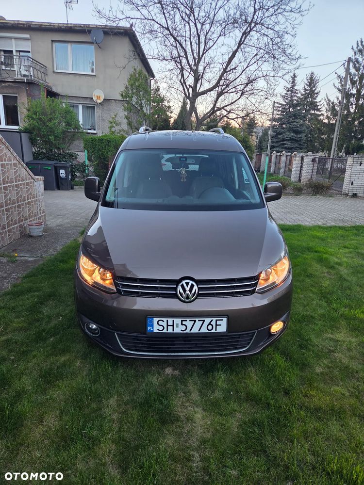 Volkswagen Caddy Highline DSG - 12