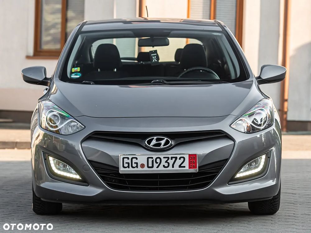 Hyundai i30 1.4 Trend - 9