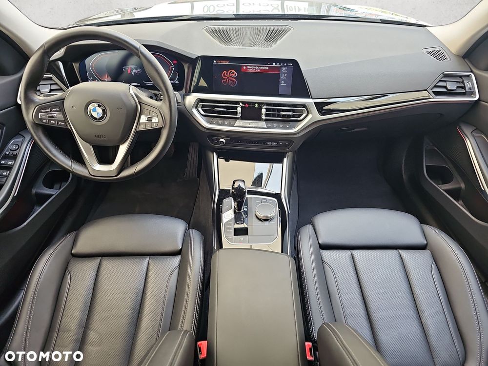 BMW Seria 3 - 22