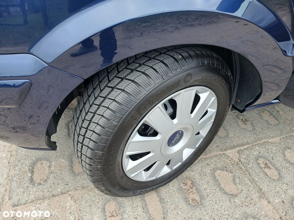 Ford Fusion - 19