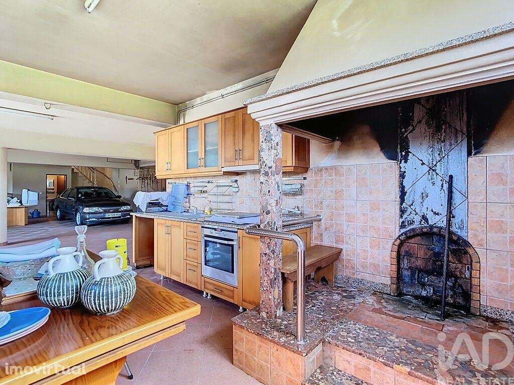 Casa / Villa em Porto de Mós - São João Baptista e São Pedro - Grande imagem: 4/23