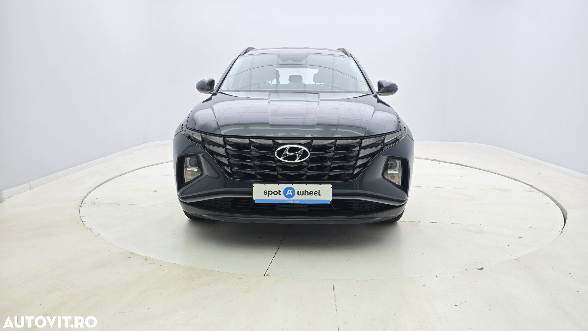 Hyundai Tucson - 2