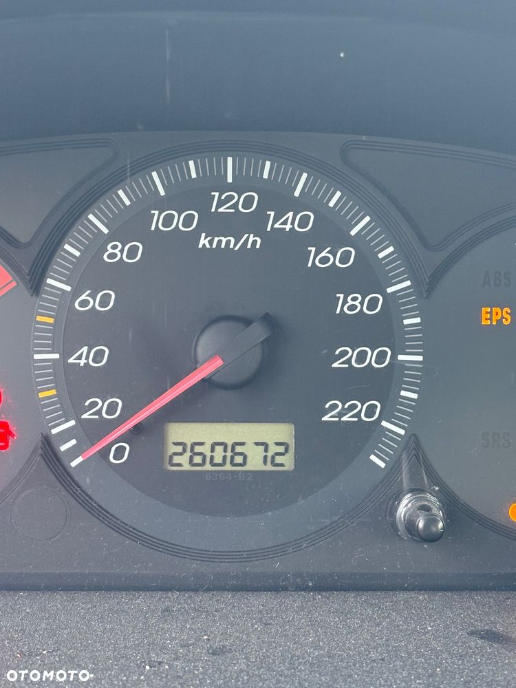 Honda Civic 1.4i - 4