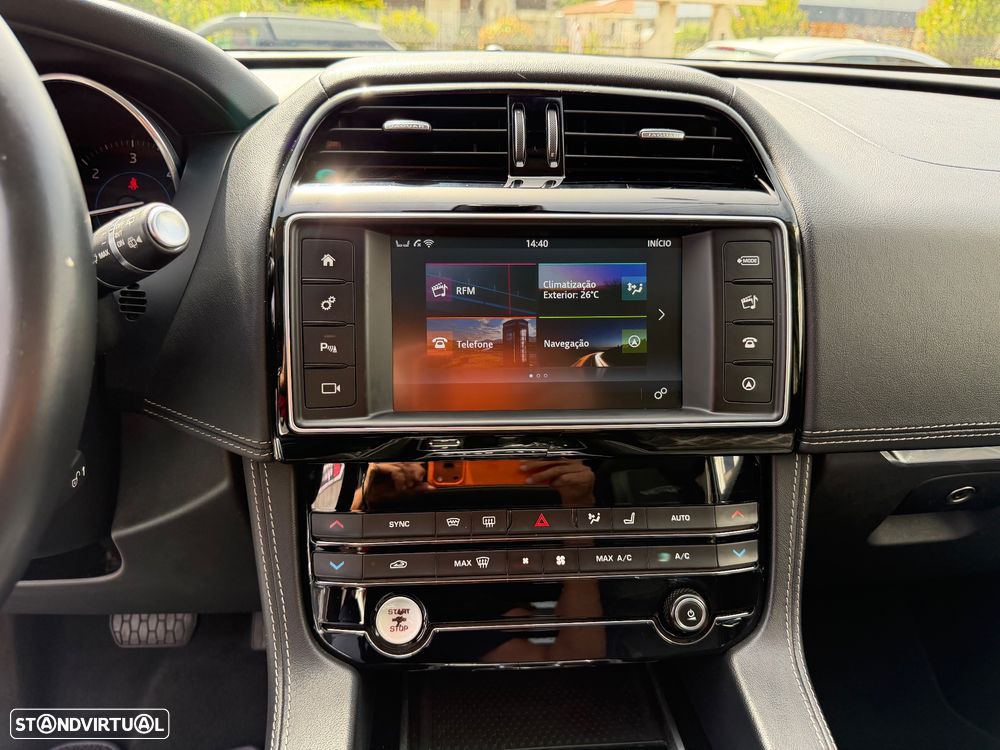 Jaguar F-Pace 20d Aut. R-Sport - 33
