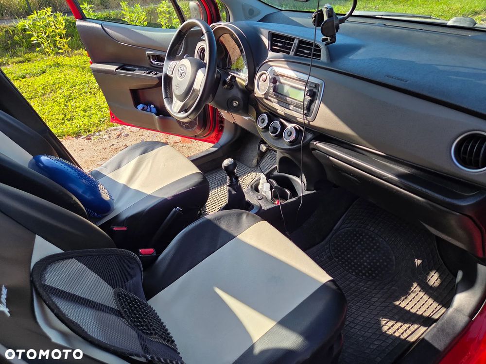 Toyota Yaris 1.0 Luna - 19