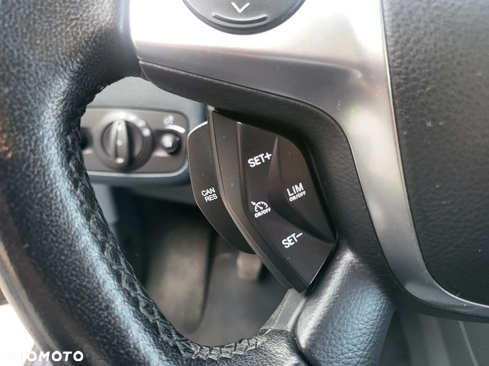 Ford C-MAX 1.0 EcoBoost Start-Stopp-System Titanium - 25