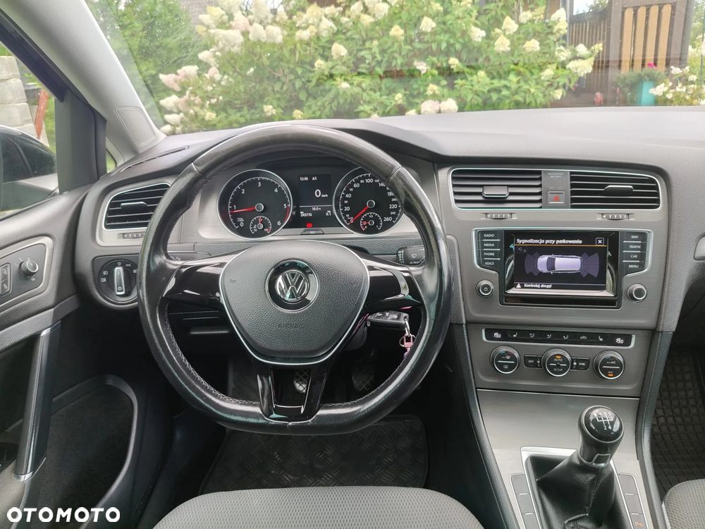 Volkswagen Golf - 13