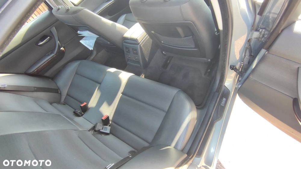 BMW Seria 3 - 21