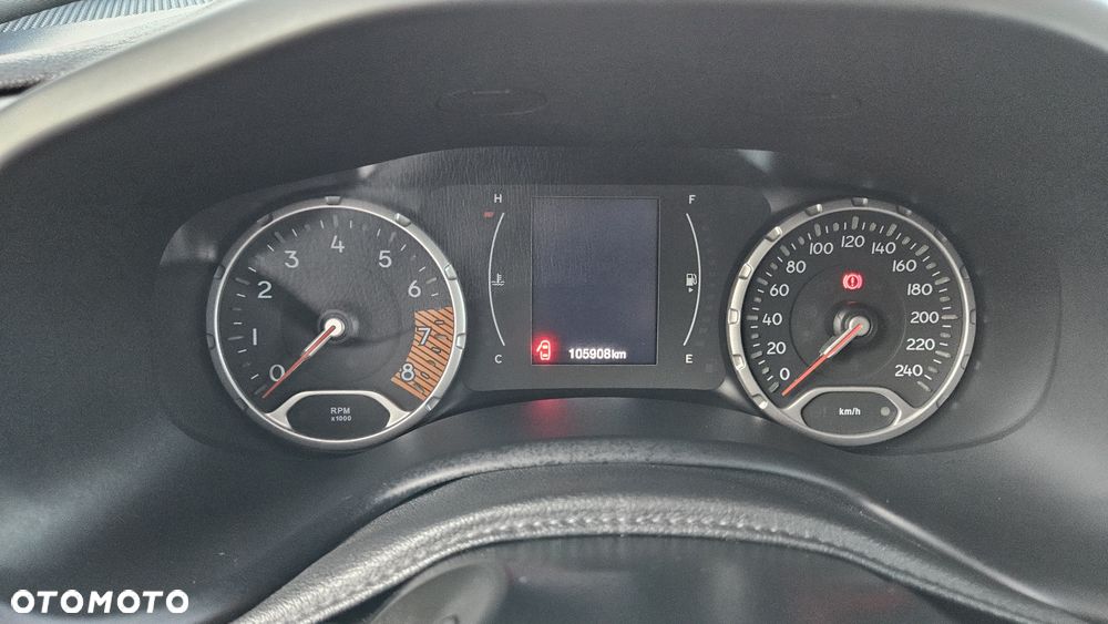 Jeep Renegade 1.3 T-GDI Automatik Longitude - 40